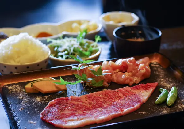 湧いた定食