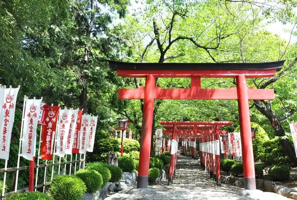 赤い鳥居