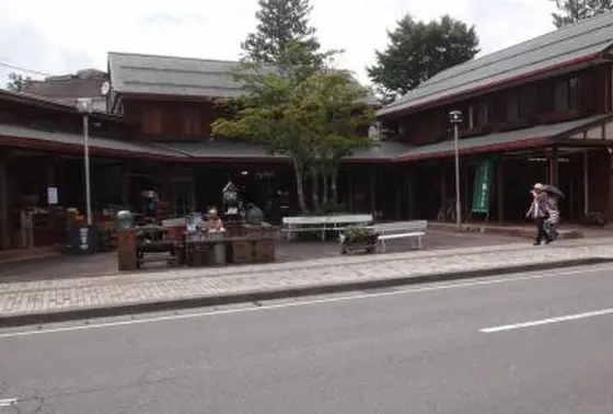 軽井沢駅から旧軽井沢銀座までの道