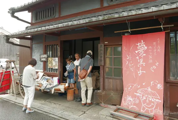 ポン菓子の店
