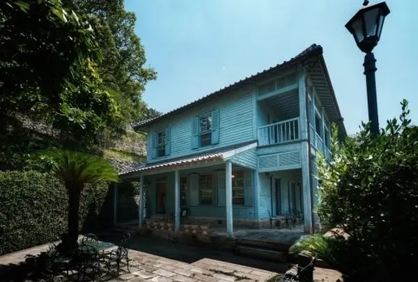 東山手甲十三番館