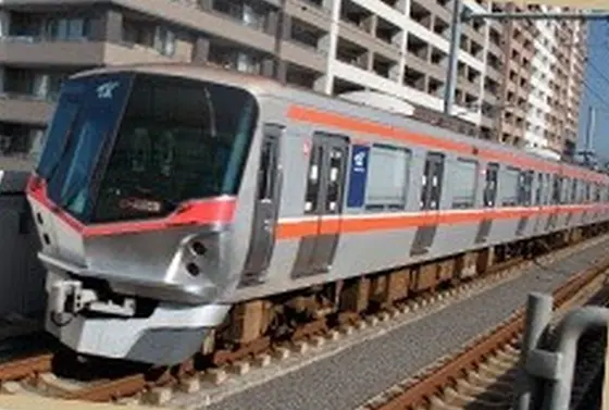 駅から無料送迎が便利。