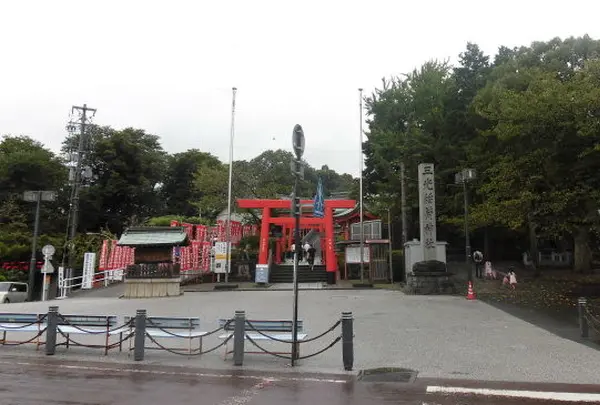 三光稲荷神社