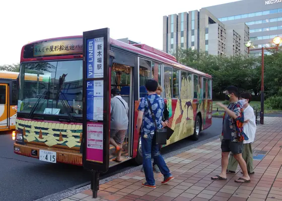 無料シャトルバスが出ている！
