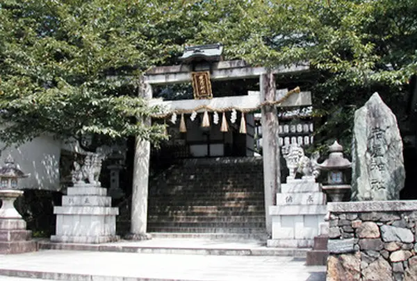 岩屋神社