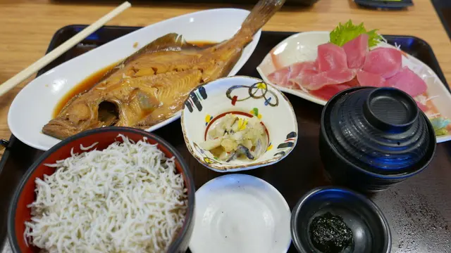 シーズンオフの南知多で魚を食べて温泉に入る旅