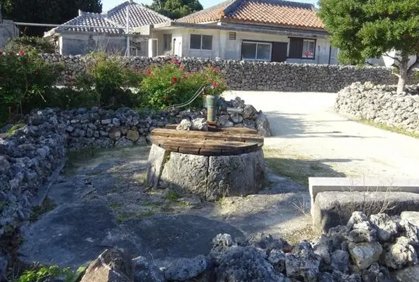 竹富島の井戸 アーラカー