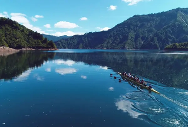 銀山湖