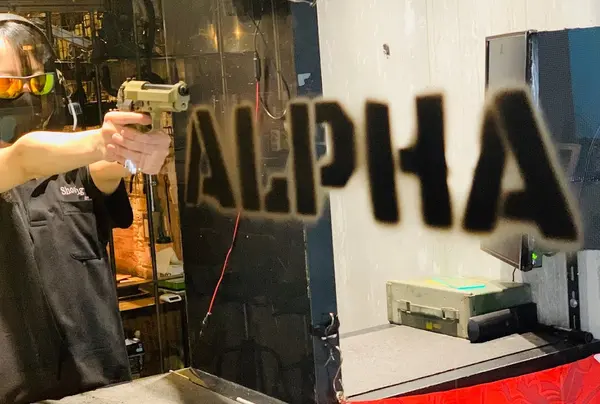 エアガン射撃ができるバー