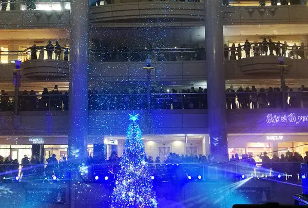 横浜ランドマークタワー