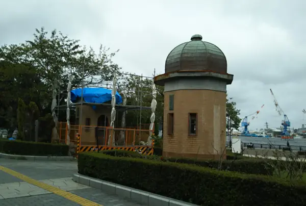 逸見波止場衛門