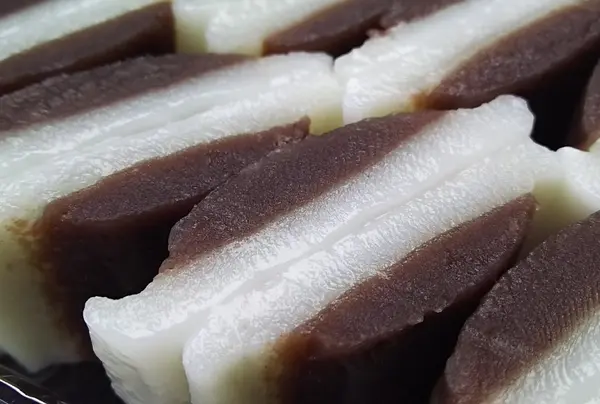 長峰鯨ようかん店（長峰菓子舗）