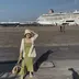 うで