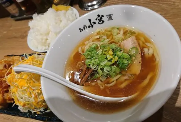 らーめんとしょうが焼き あの小宮