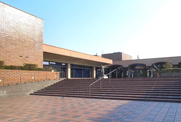 福岡市美術館