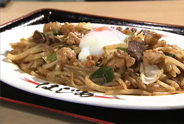 ホルモン焼うどん