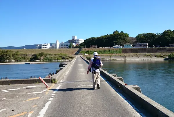 名所　潜水橋