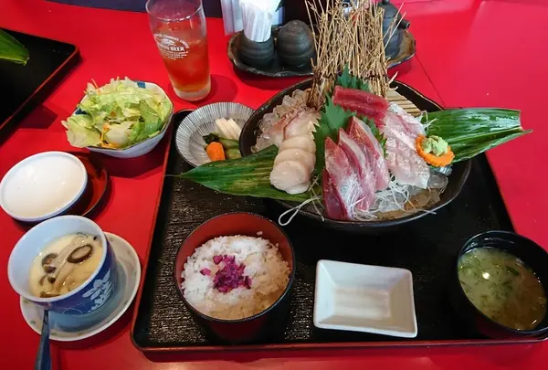まるふく