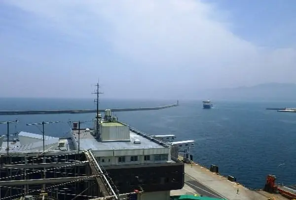 両津港佐渡汽船ターミナル