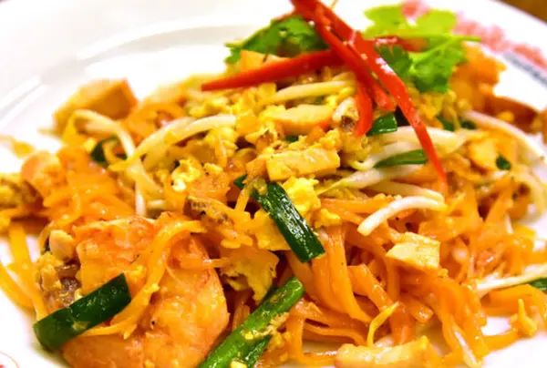 ทิพย์สมัย ผัดไทยประตูผี