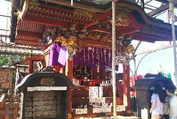成田山出世稲荷大明神