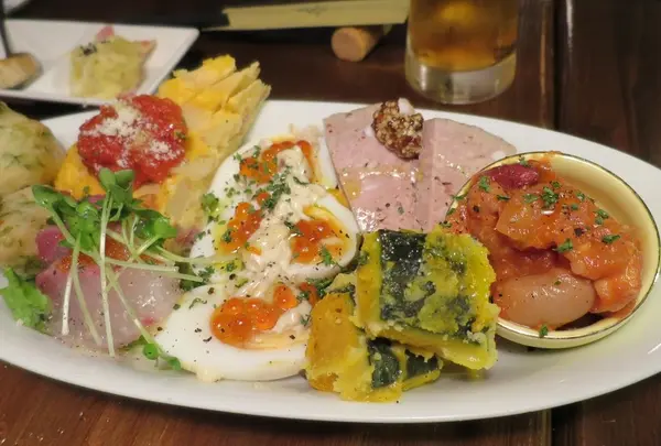 タパス盛り合わせ