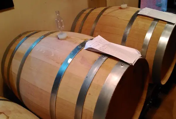 「生の赤、生の白」