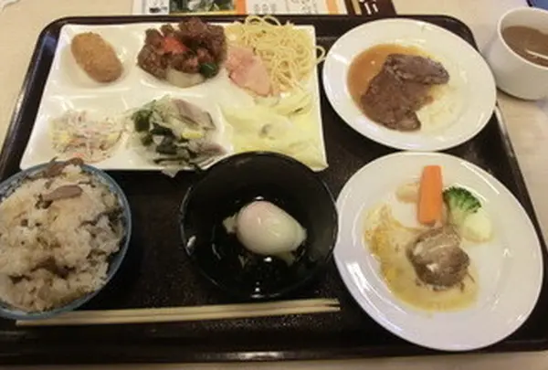 ランチバイキング