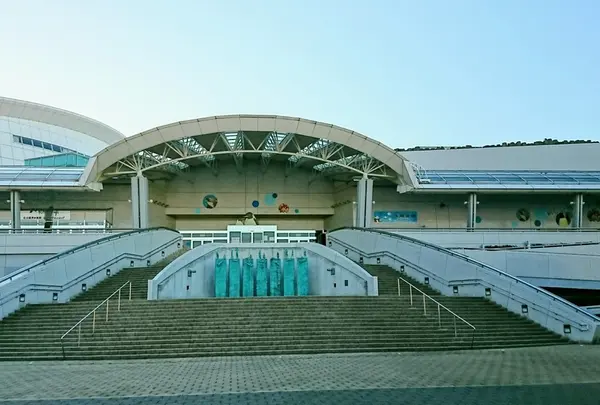 名古屋港水族館