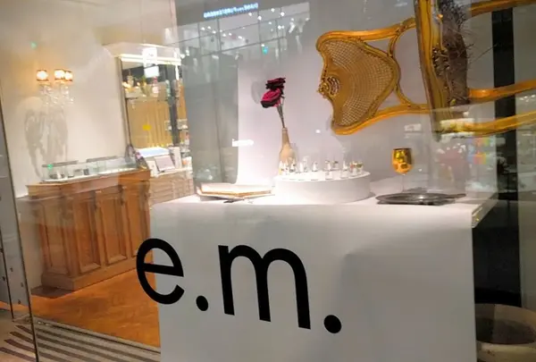 e.m. 表参道店