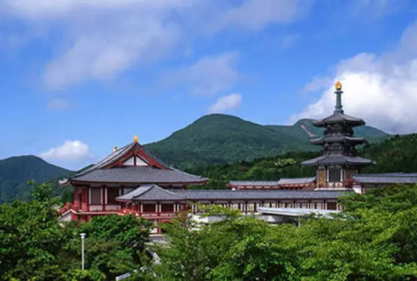 霊友会弥勒山