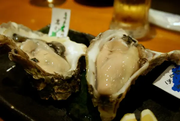 錦市場の牡蠣専門店「本店 錦だいやす」の写真・動画_image_72738