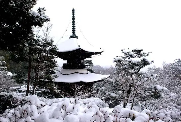 冬の静寂も然り…