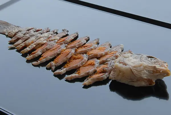 鮒寿し　魚治