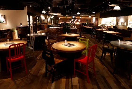 広くてキレイな店内