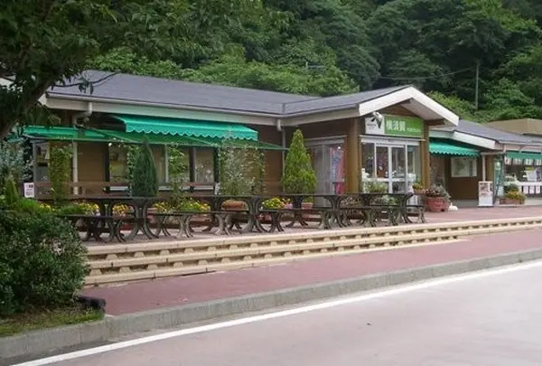 横須賀パーキングエリア 下り線