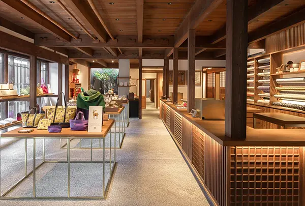 遊 中川 本店