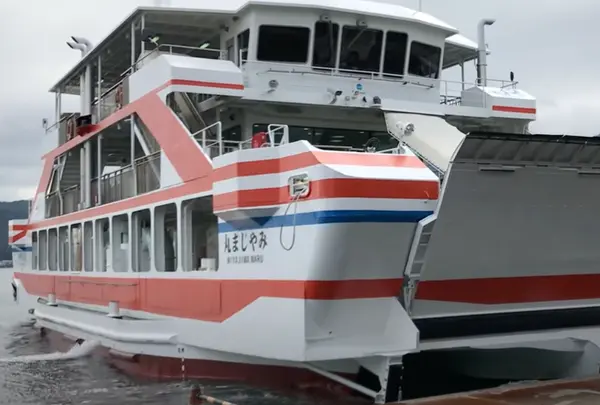 厳島港（宮島）