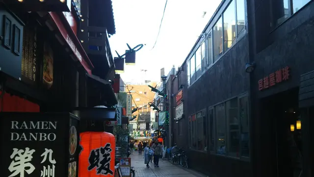 仲見世商店街のまち・町田で闊歩のひとり旅