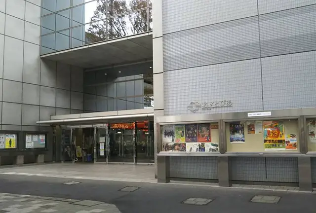 洋紙発祥地・飛鳥山山頂から眺める王子のまち並み