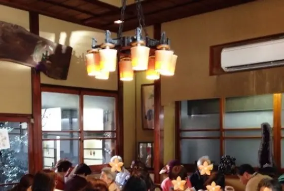 レトロな店内。