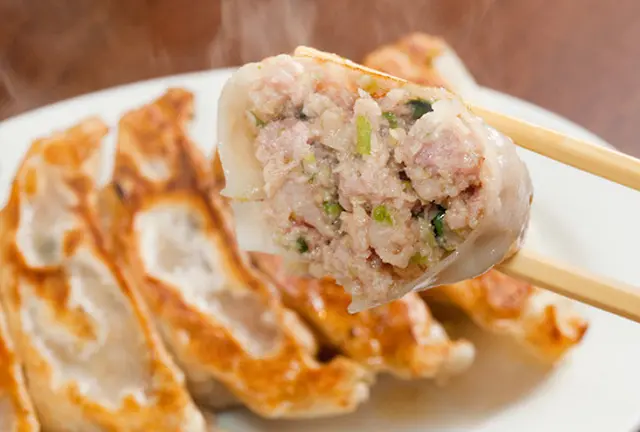 渋谷の居酒屋で餃子！女子会・一人飲み・サク飲みにも！