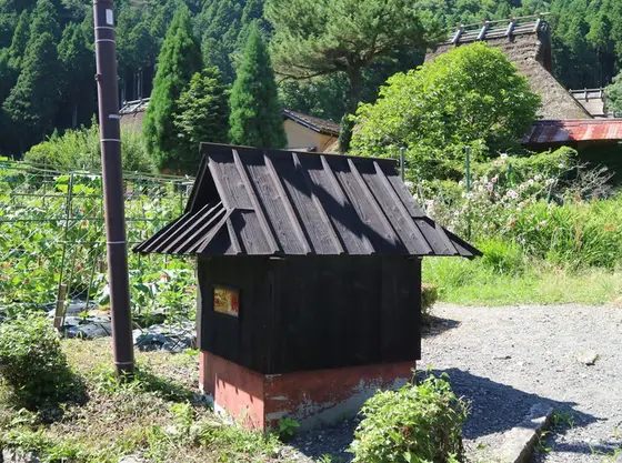 至る所に放水銃