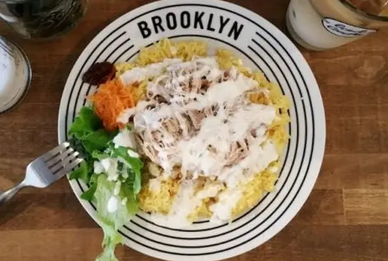 オススメはチキンオーバーライス🍴