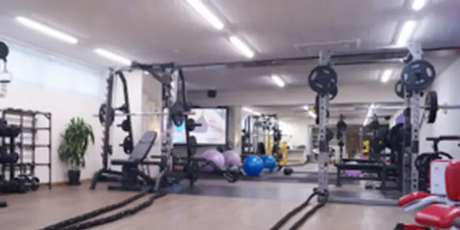 休日にジムでカラダ造り◎