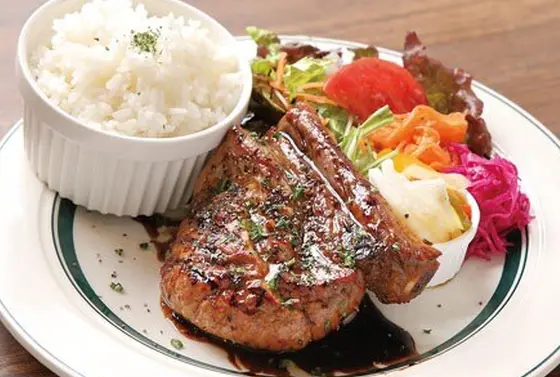 ワンプレートランチ/スペアリブ　1,100円