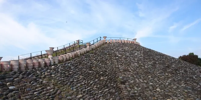 八幡塚古墳と二子山古墳