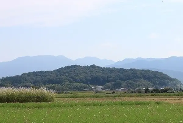 大和三山①天香久山（あまのかぐやま）