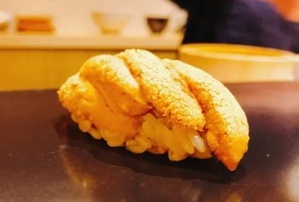 鮨 竜介