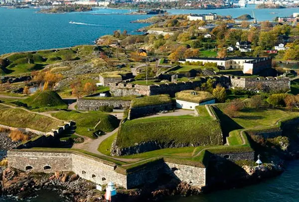 Suomenlinna Main dock, HSL
